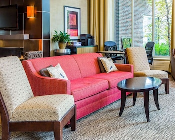 Cambria Hotel Traverse City,Traverse City>>Grand Traverse Bay,4 star