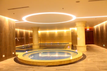 Fragrant Hill Empark Hotel,Haidian>>Beijing,4 star