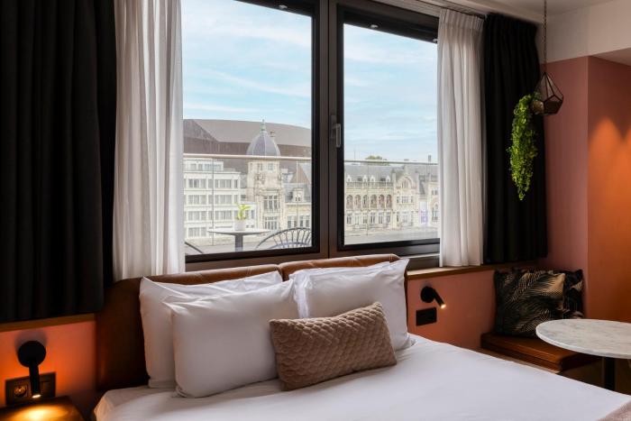 hotel indigo antwerp city centre by ihg