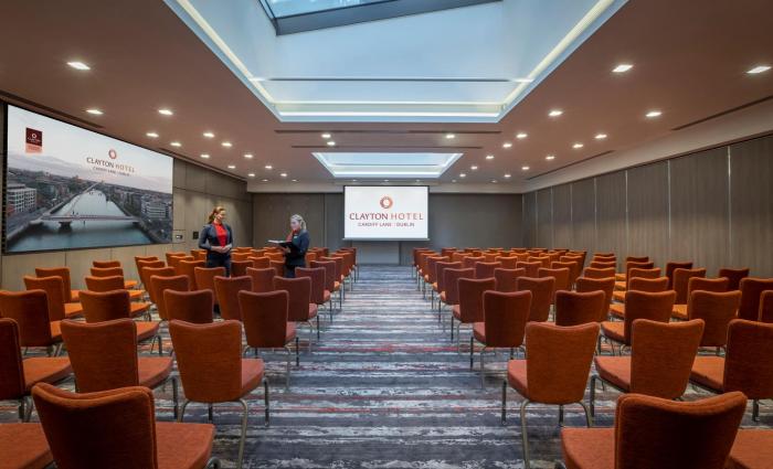 clayton hotel cardiff lane