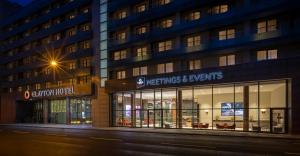 clayton hotel cardiff lane