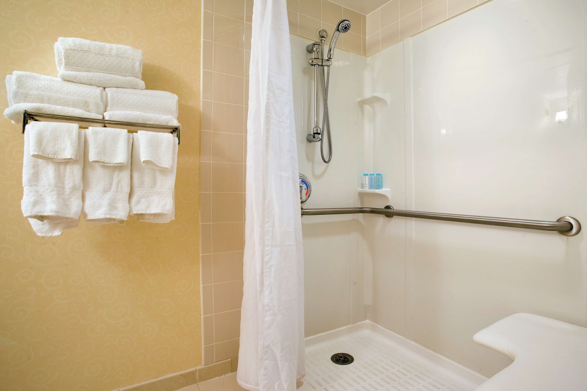 hilton east brunswick hotel and executive meeting center
