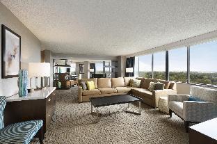 Hilton East Brunswick Hotel & Executive Meeting Center,New Brunswick>>East Brunswick,4 star
