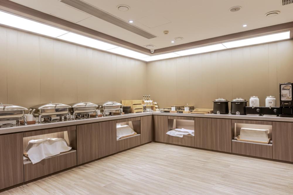 hanting hotel changchun hongqi street wanda