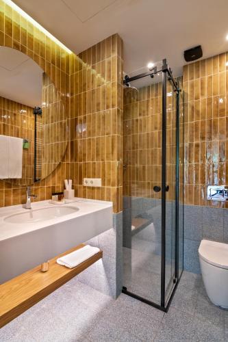lopota lake resort and spa