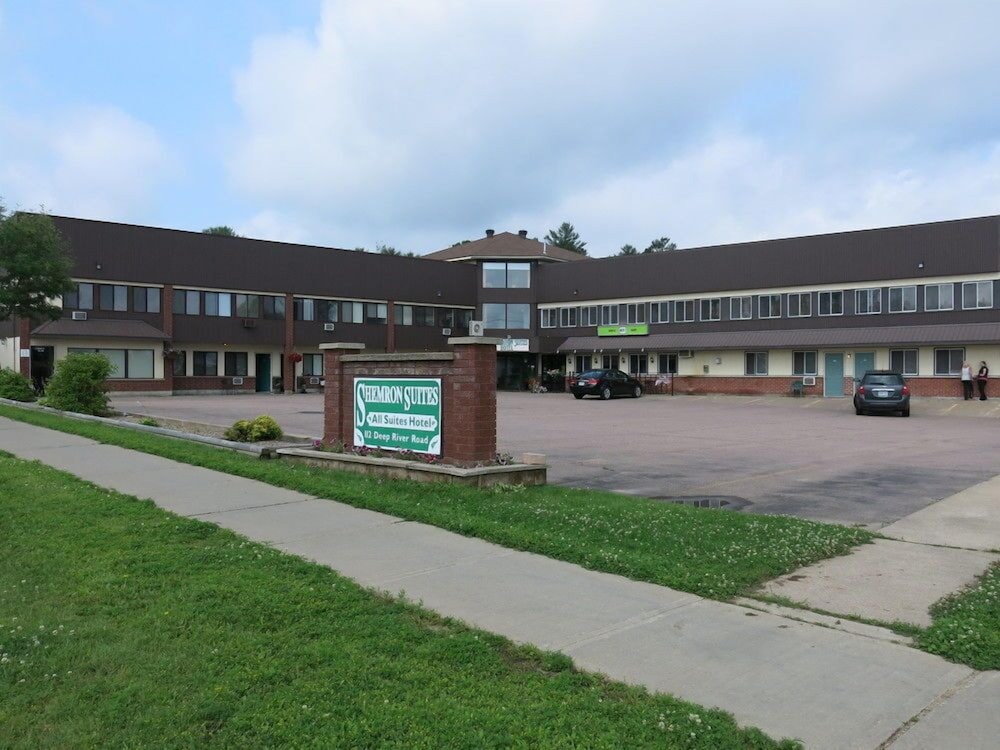 shemron suites hotel