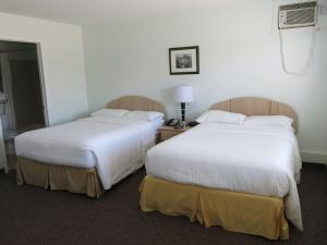 Shemron Suites Hotel,Renfrew>>Deep River,3 star