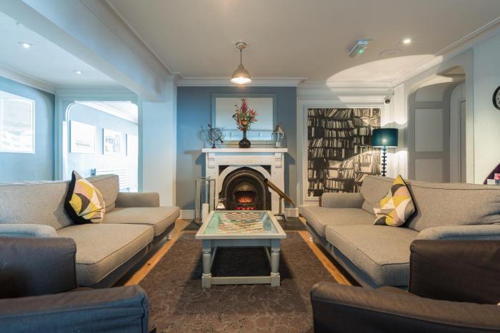the lands end hotel