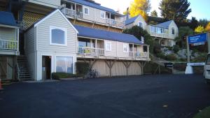 lakeview colonial motel