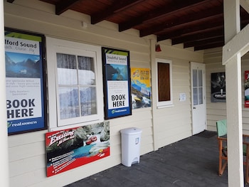 lakeview colonial motel