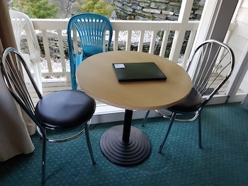 lakeview colonial motel