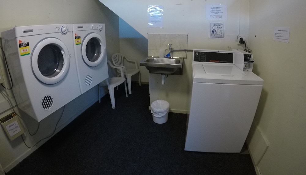 lakeview colonial motel