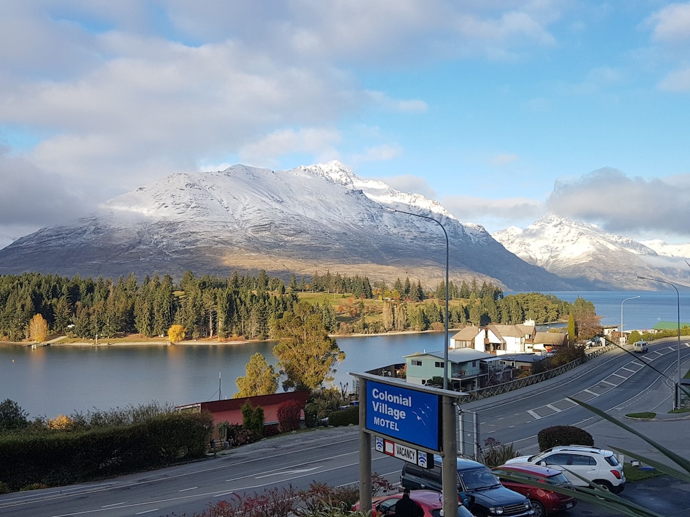 lakeview colonial motel