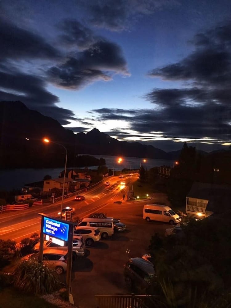 lakeview colonial motel