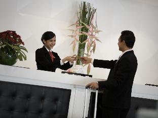 hotel santika kelapa gading