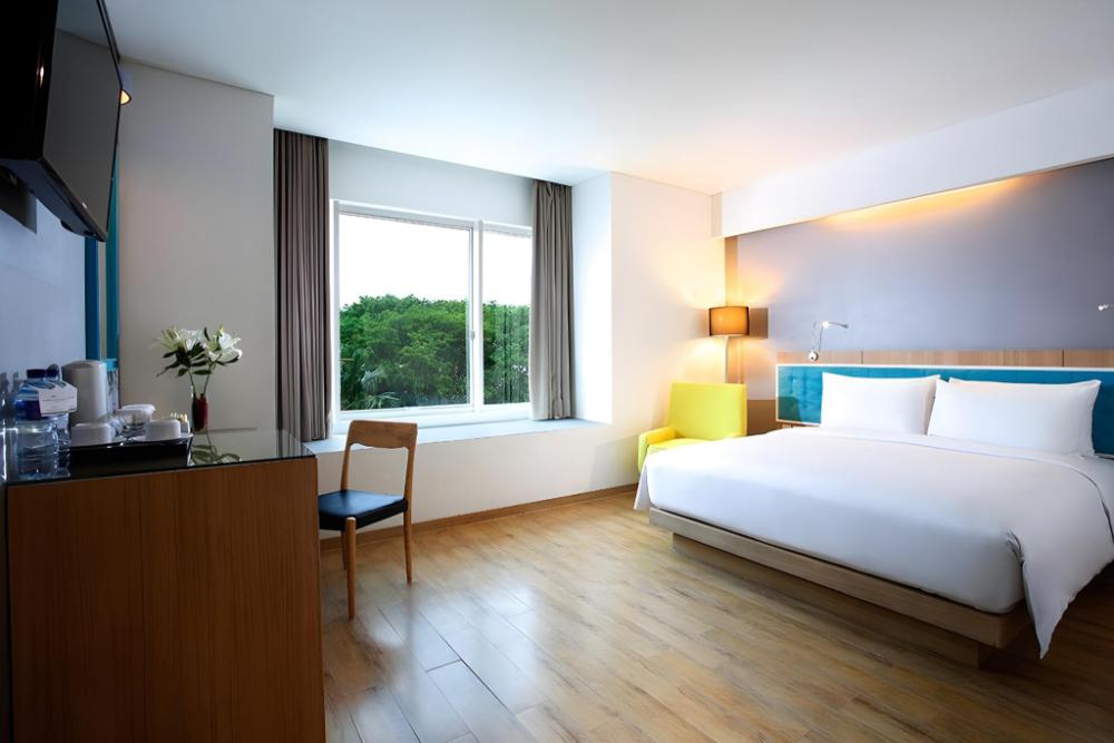 hotel santika kelapa gading