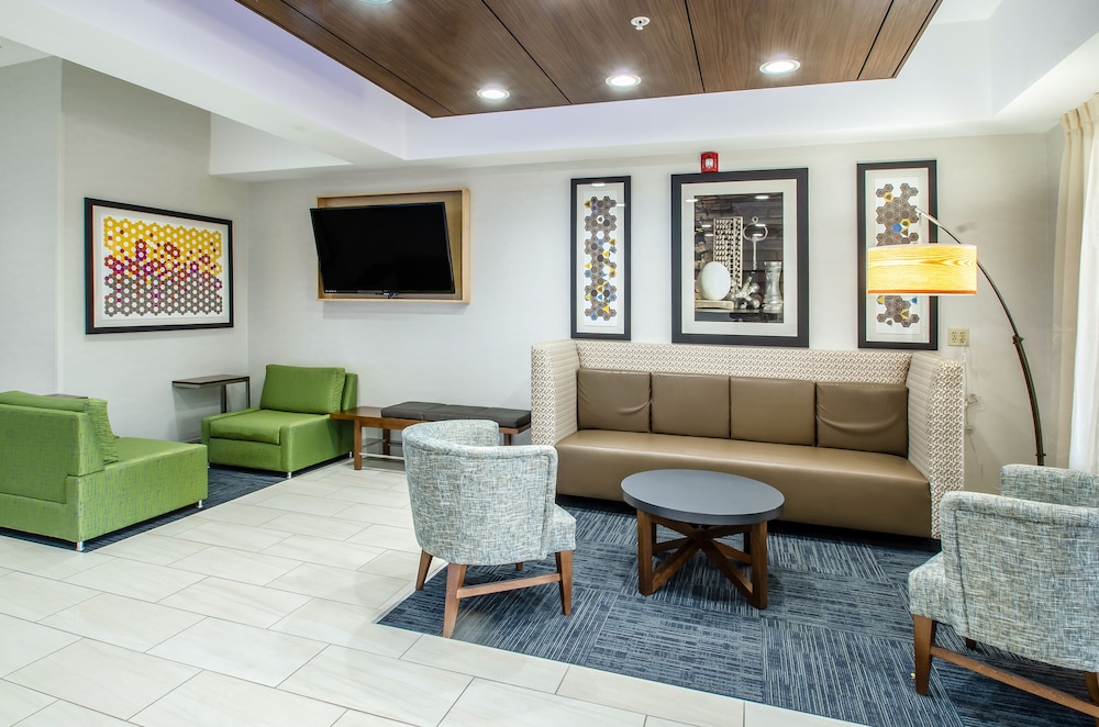 holiday inn express and suites olathe south by ihg