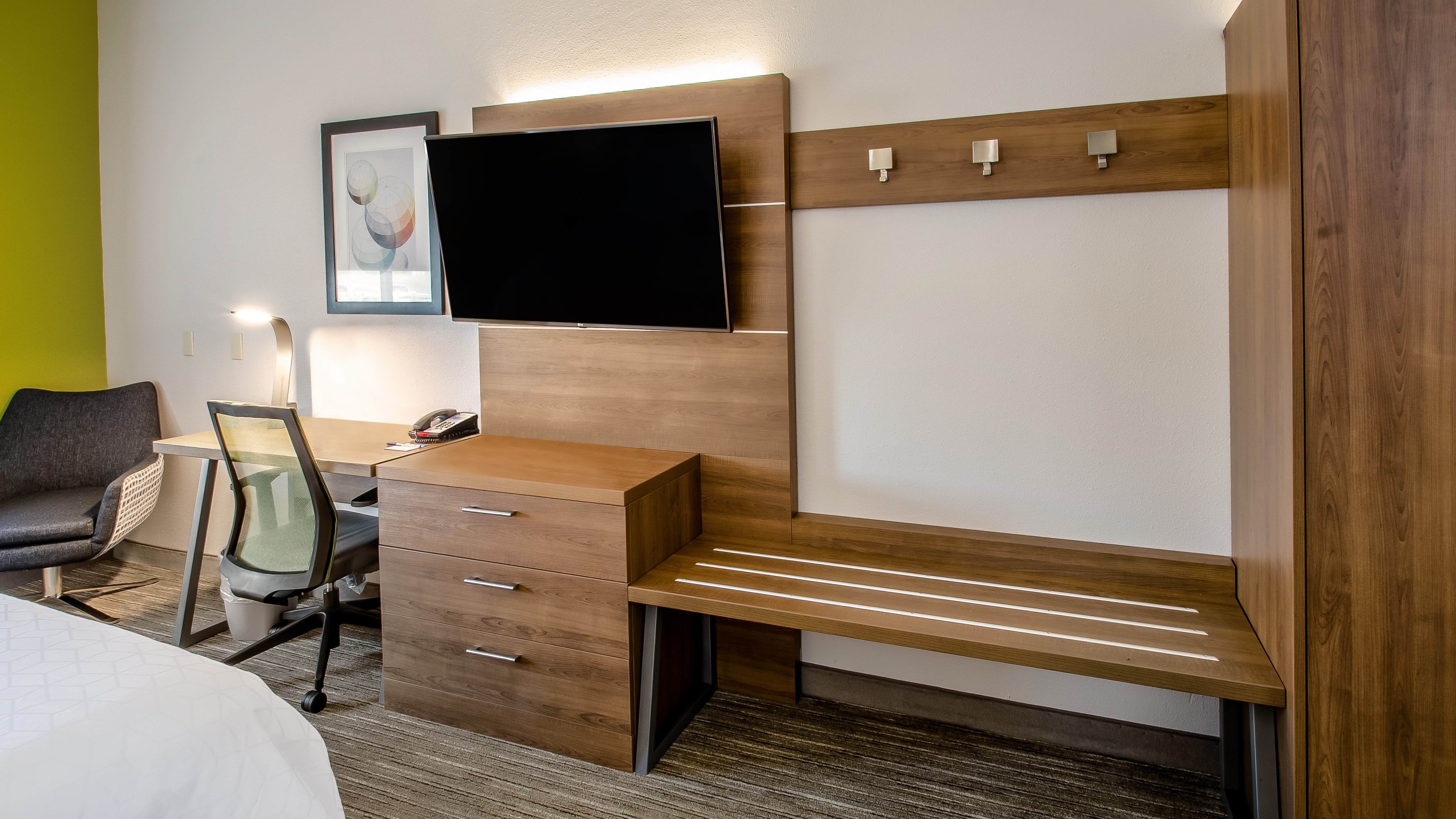 holiday inn express and suites olathe south by ihg