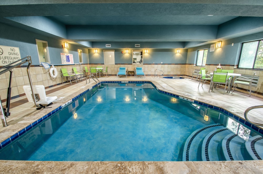 holiday inn express and suites olathe south by ihg
