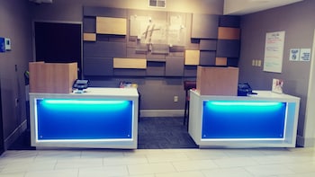 holiday inn express and suites olathe south by ihg