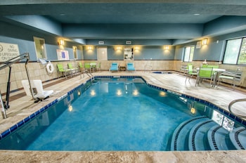 holiday inn express and suites olathe south by ihg