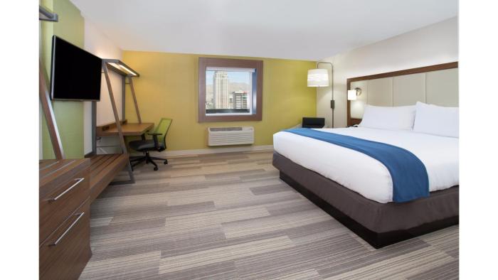 holiday inn express and suites olathe south by ihg