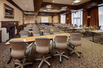 historic whispering woods hotel and conference center
