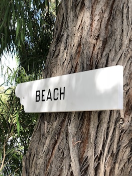 beach holiday apartments