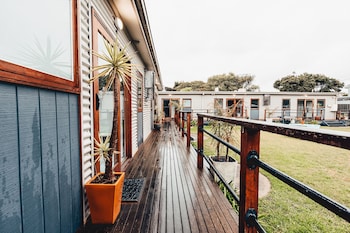 beach holiday apartments