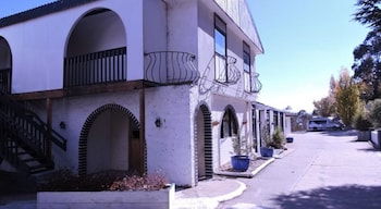 Siesta Villa,East Jindabyne>>Crackenback,4 star