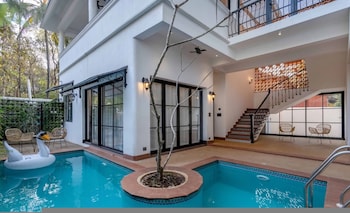 lux 3br villa in siolim 4km to beach wadi house