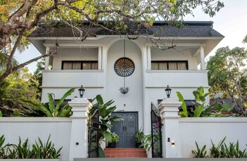 lux 3br villa in siolim 4km to beach wadi house