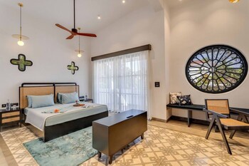 lux 3br villa in siolim 4km to beach wadi house
