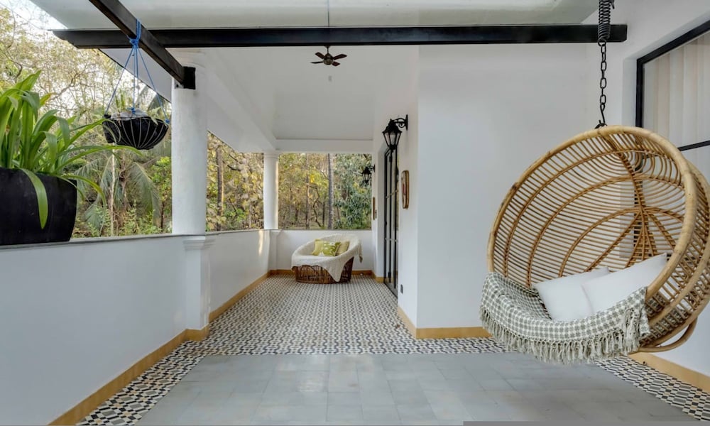 lux 3br villa in siolim 4km to beach wadi house