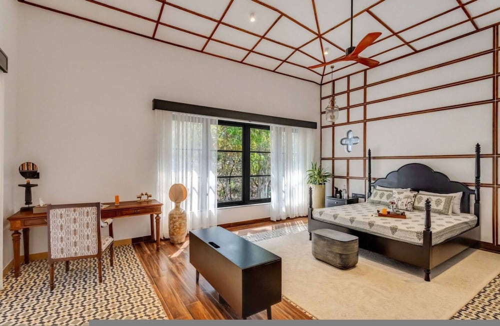 lux 3br villa in siolim 4km to beach wadi house