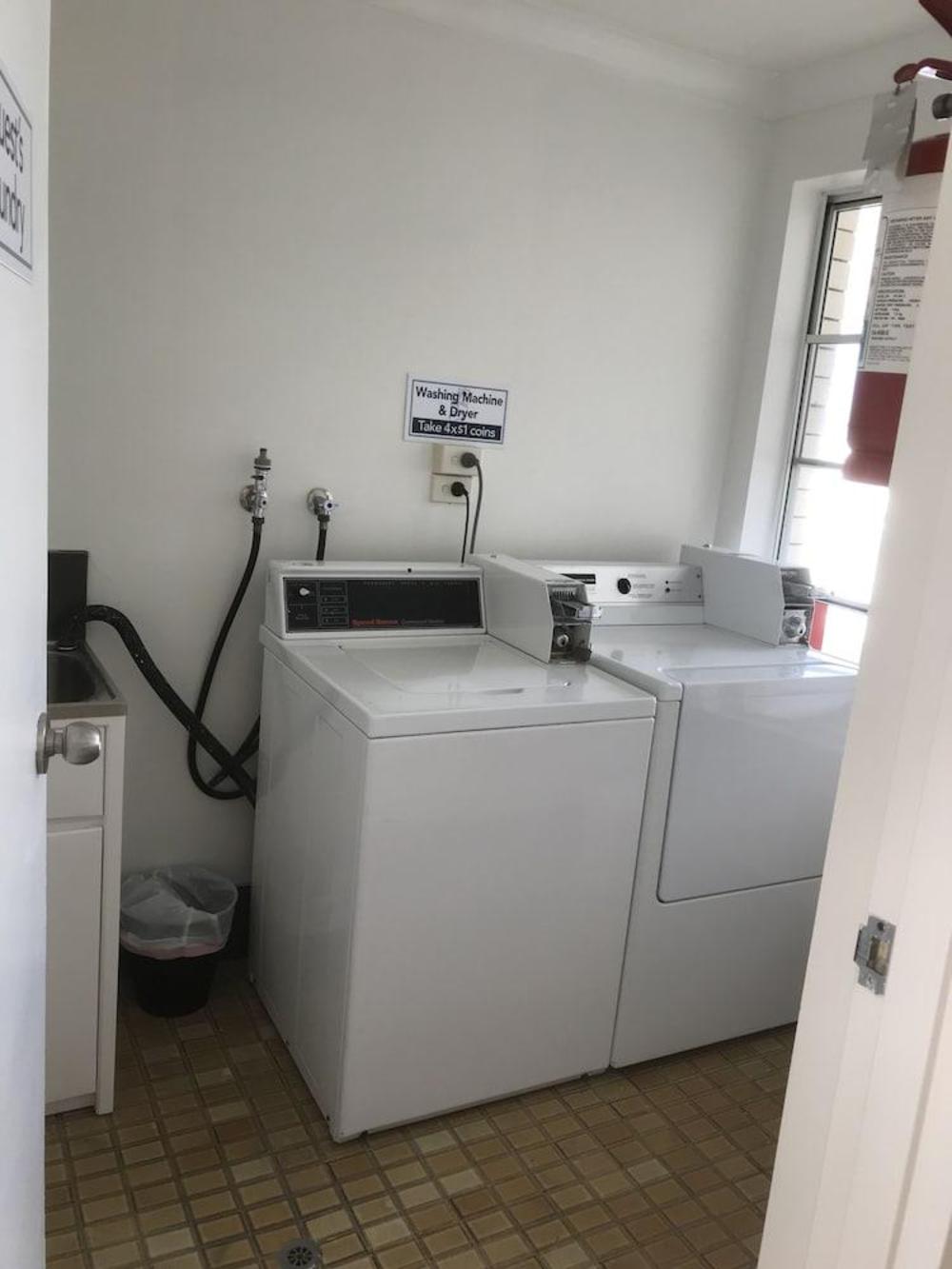 cooks endeavour motor inn