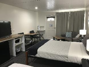 cooks endeavour motor inn