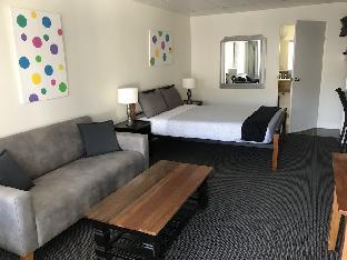 Cooks Endeavour Motor Inn,Coolangatta>>Banora Point,3 star