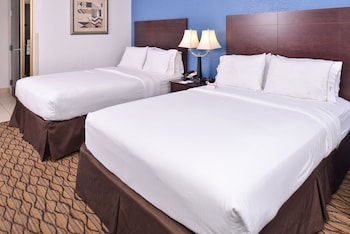 holiday inn express and suites central omaha by ihg