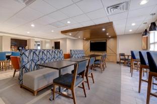 holiday inn express and suites central omaha by ihg