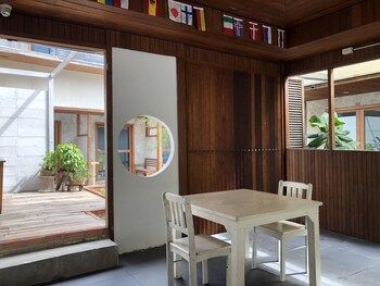 the noi guesthouse koh lipe