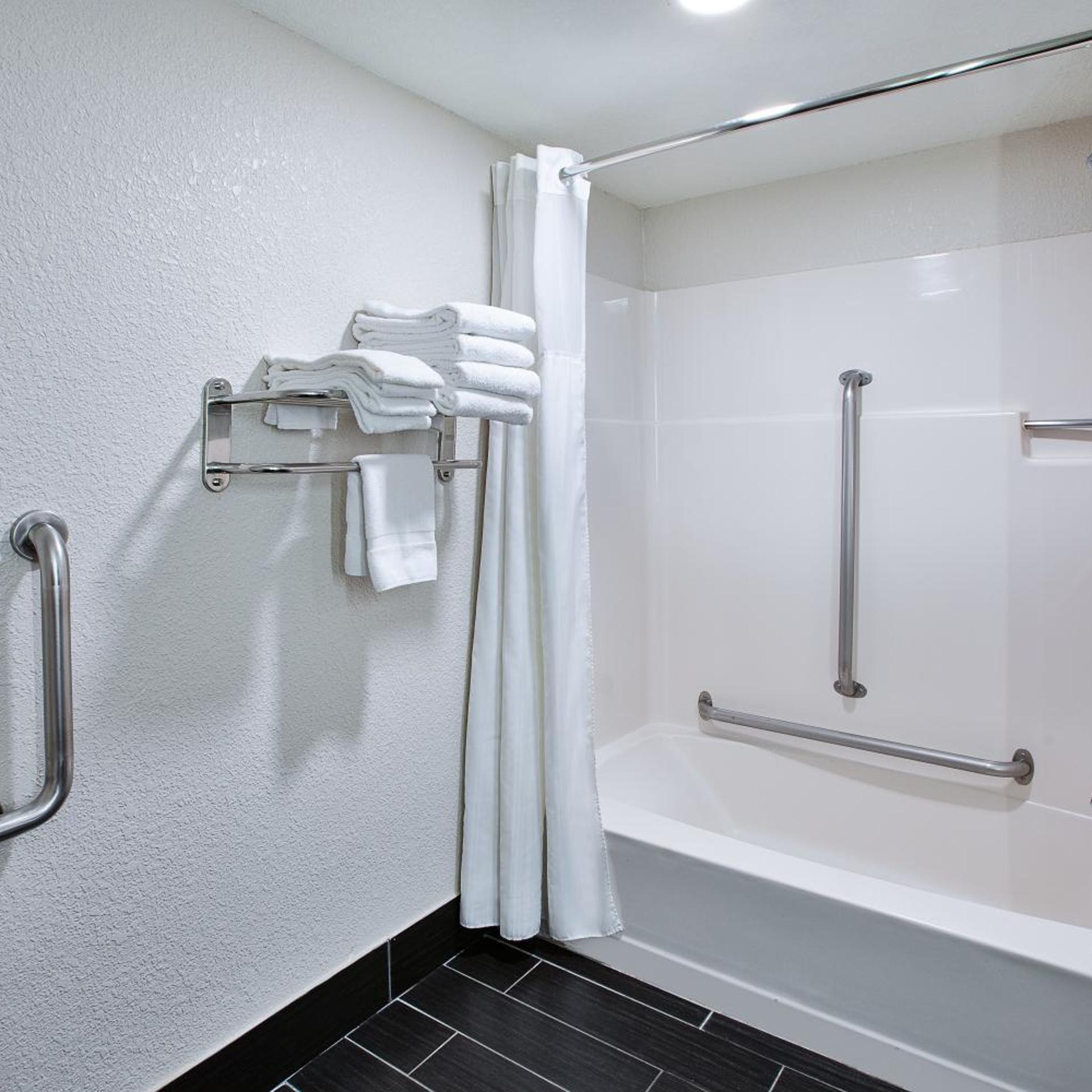 holiday inn express and suites eden prairie minneapolis