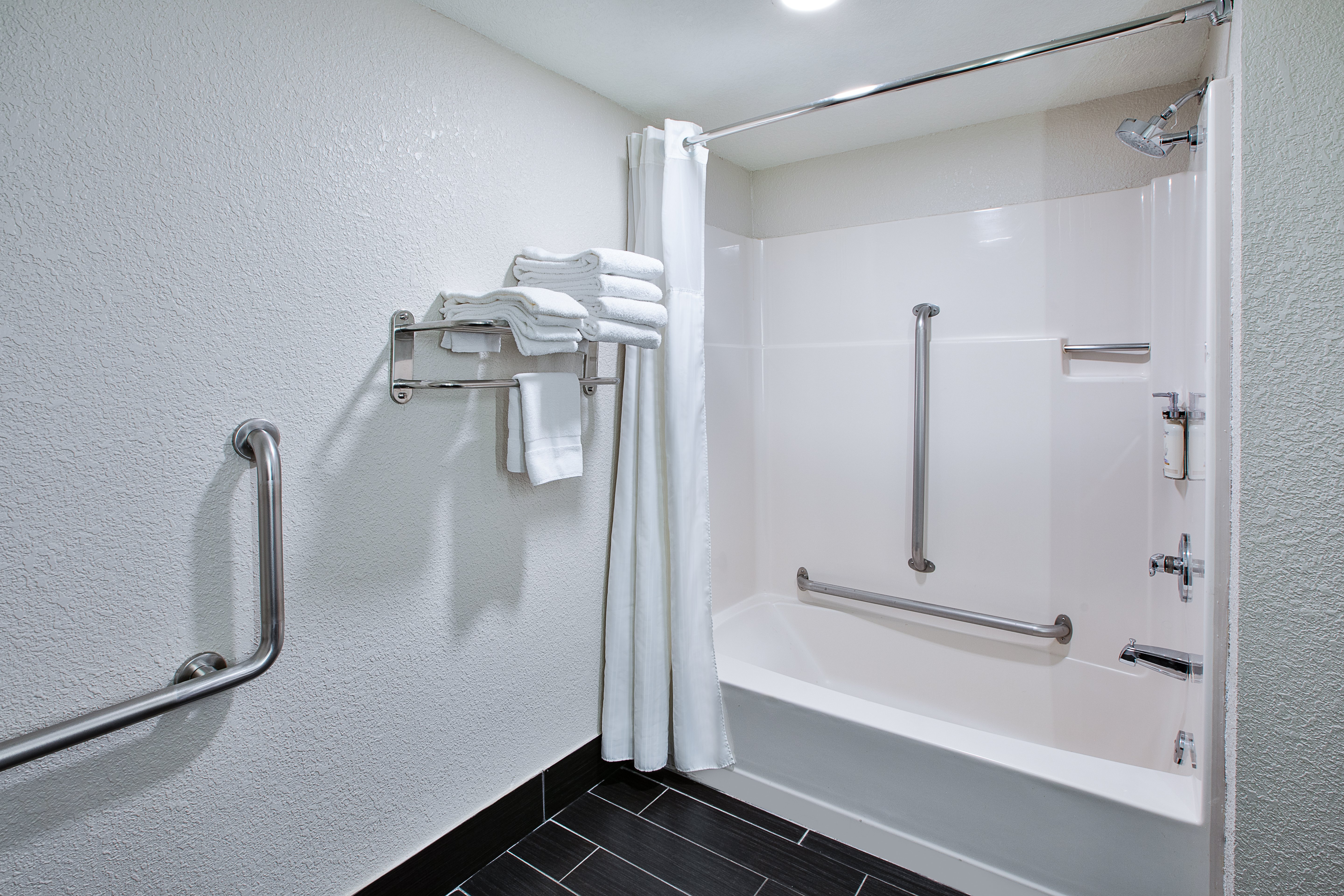 holiday inn express and suites eden prairie minneapolis