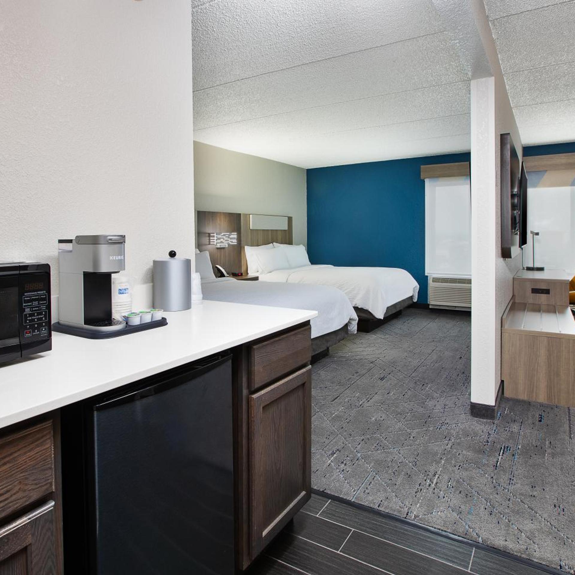 holiday inn express and suites eden prairie minneapolis