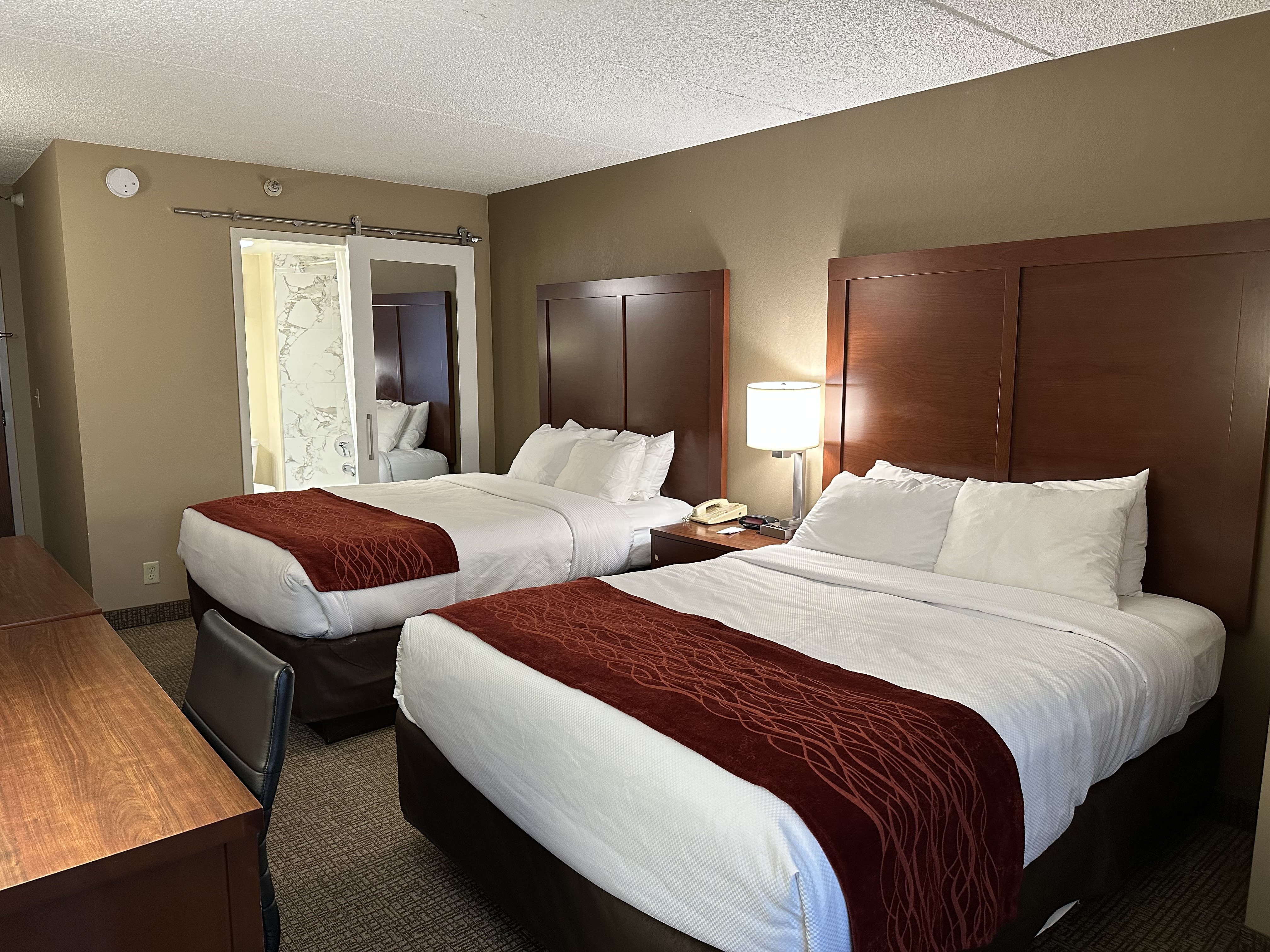 holiday inn express and suites eden prairie minneapolis