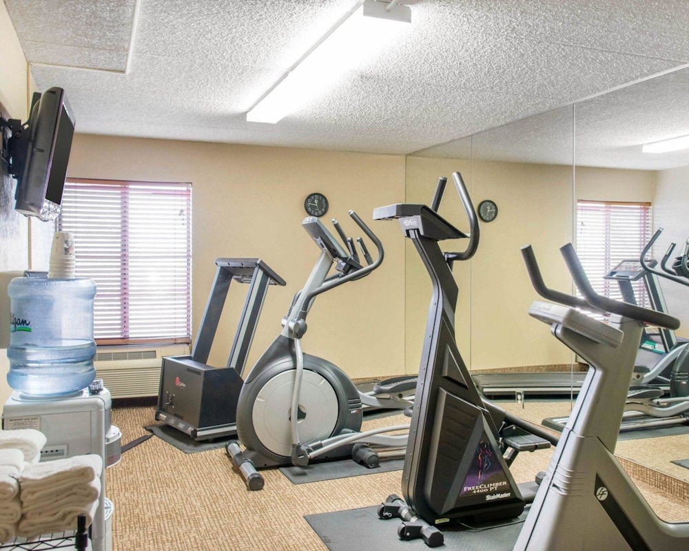 holiday inn express and suites eden prairie minneapolis