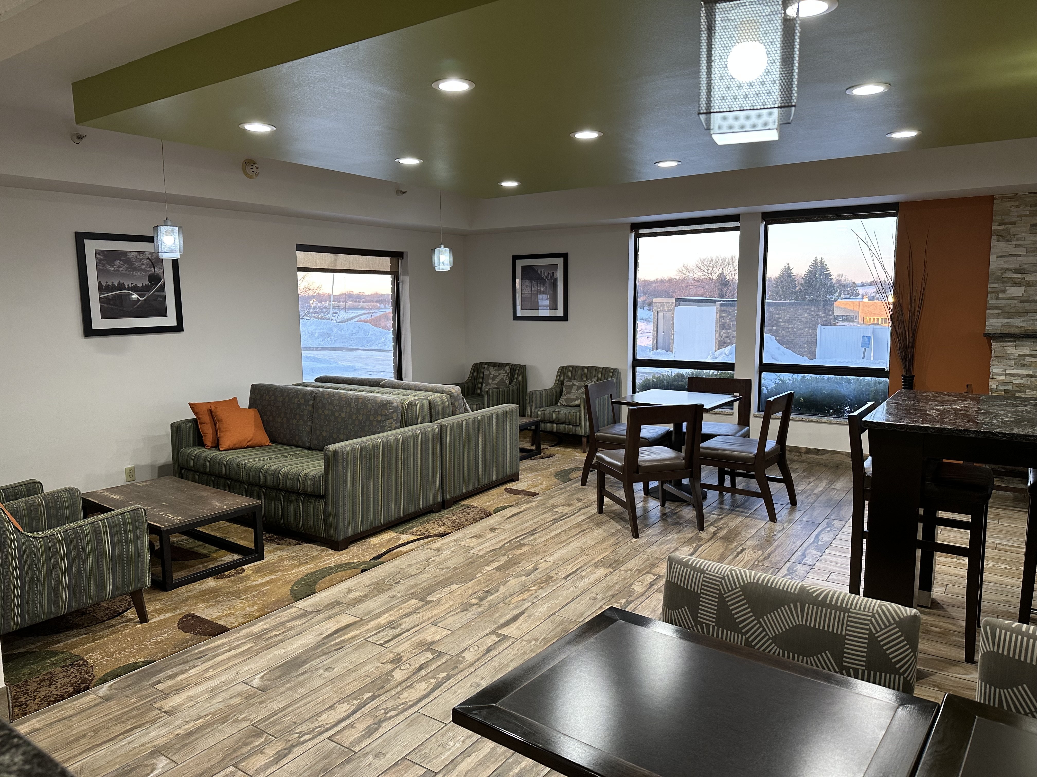 holiday inn express and suites eden prairie minneapolis