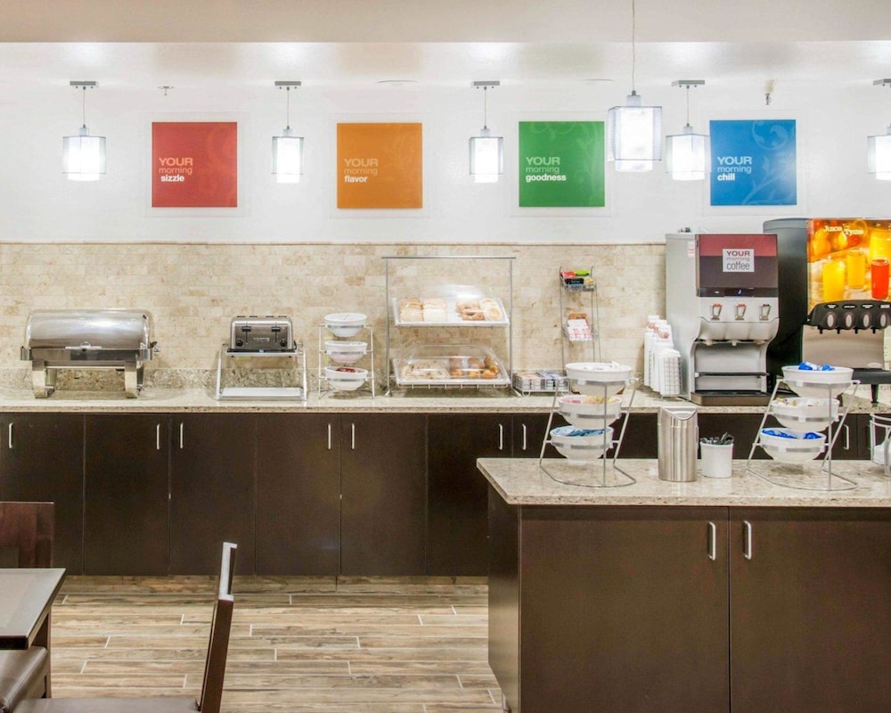 holiday inn express and suites eden prairie minneapolis
