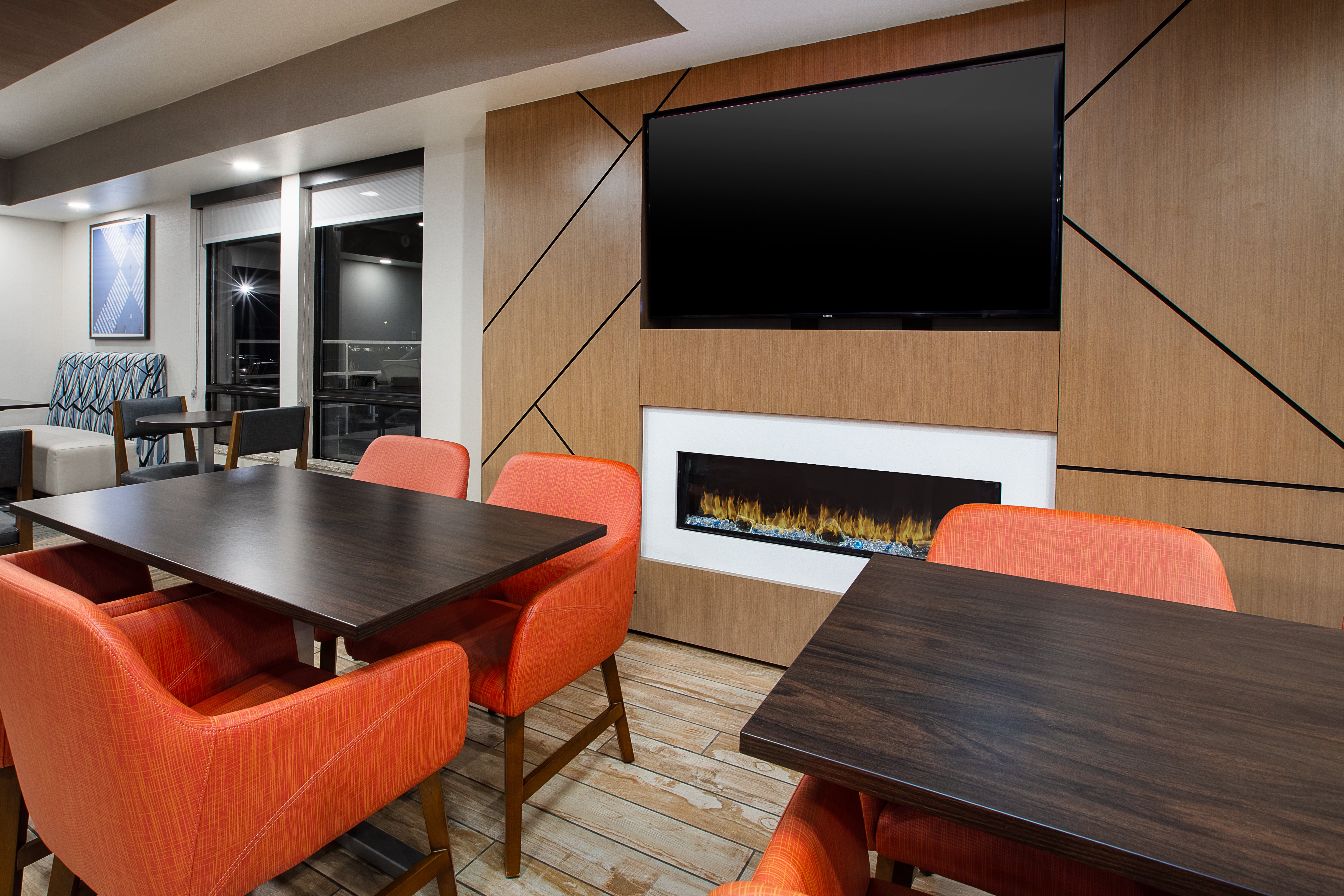 holiday inn express and suites eden prairie minneapolis