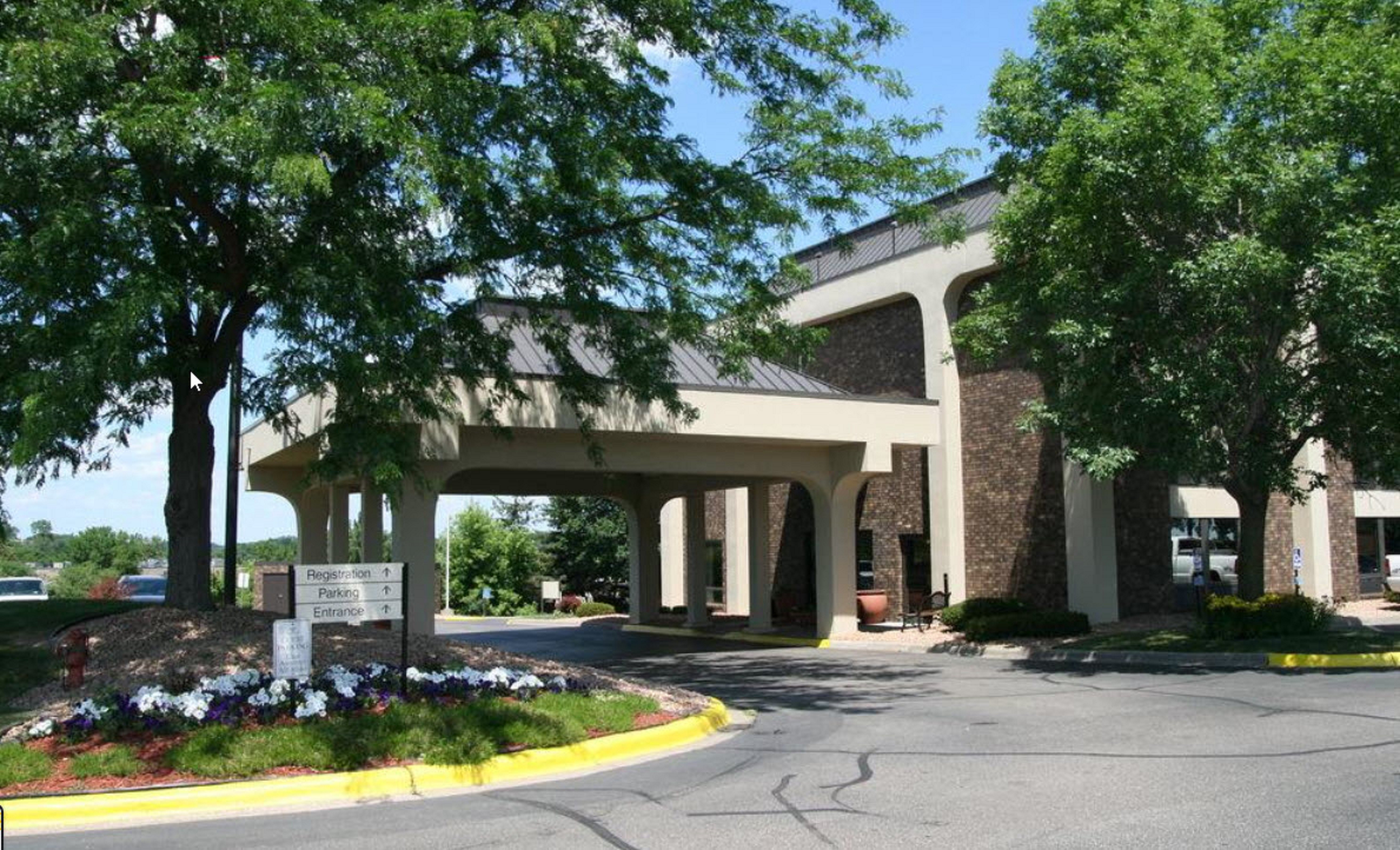 holiday inn express and suites eden prairie minneapolis